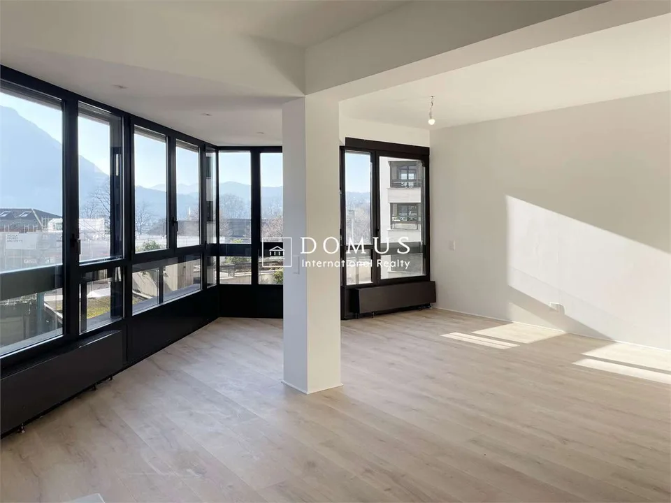 Geräumige 2,5-Zimmer-Wohnung komplett renoviert – Foto 3 von 13