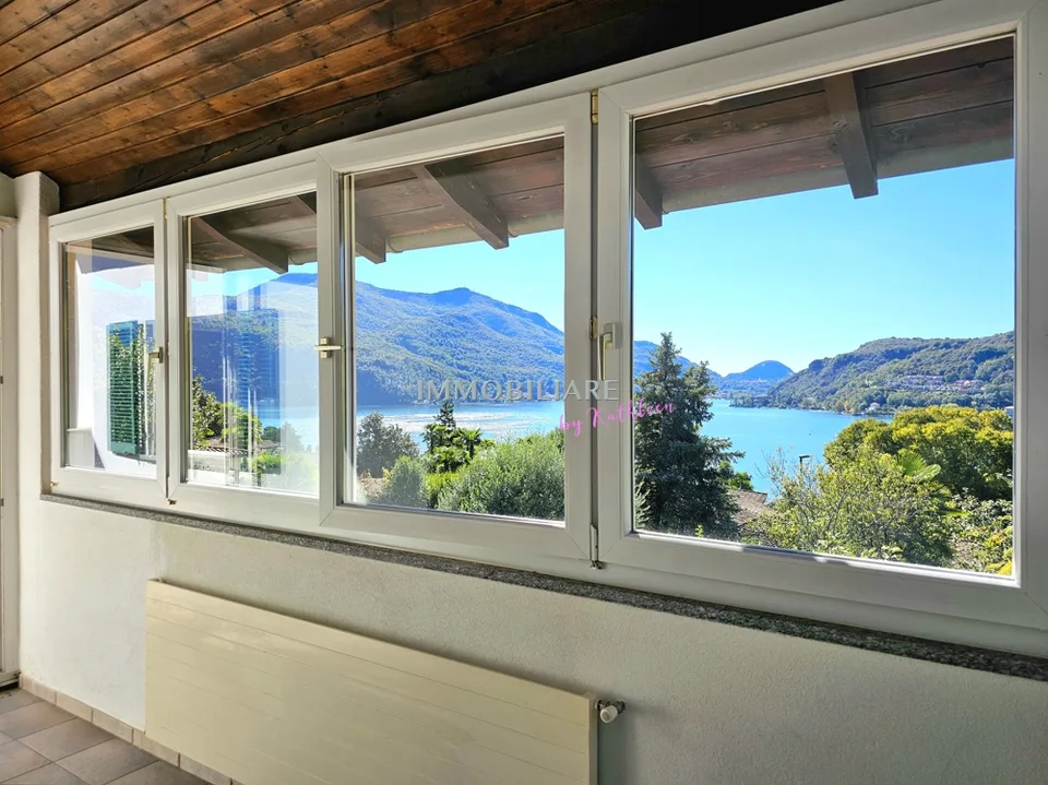 Appartamento nel Villa nel primo piano con bella terrazza e vista lago