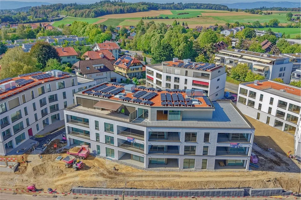 ERSTVERMIETUNG - Top modernes Wohnen an Zentrumslage in Urtenen-Schönbühl
