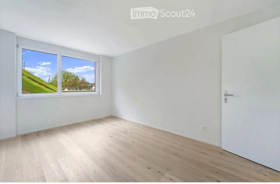 Tenant wanted: 3.5 room apartment on the ground floor