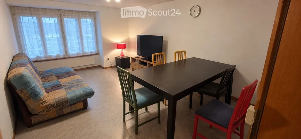 Camera in un appartamento di 4,5 locali - 1 OTTOBRE 2026