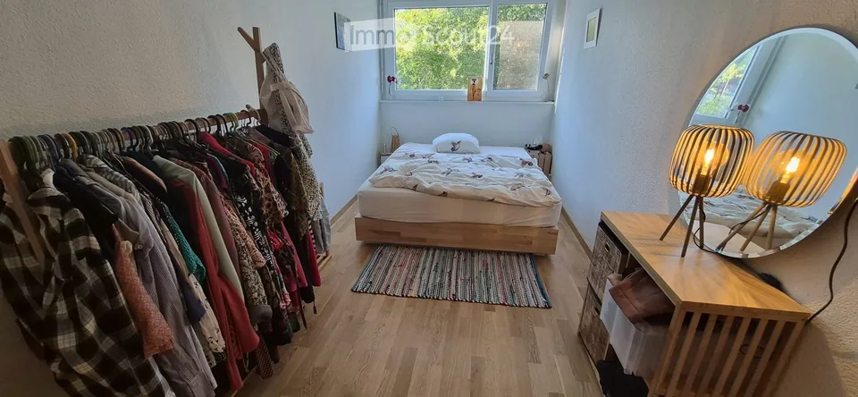3.5 rooms bright with balcony, view of the Alps