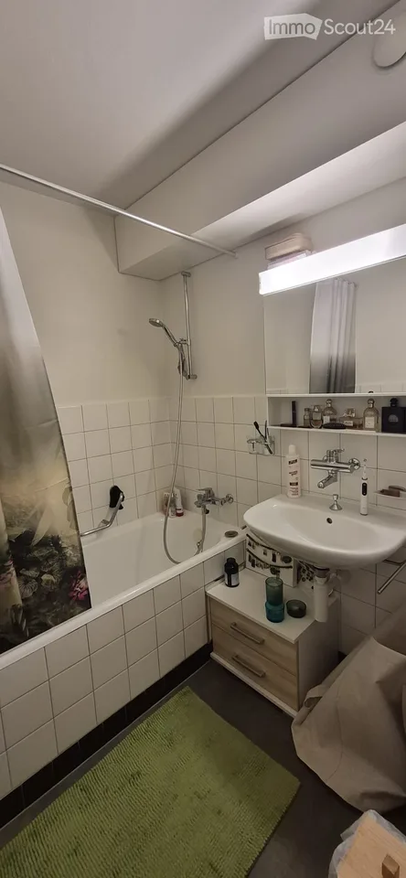3.5 rooms bright with balcony, view of the Alps