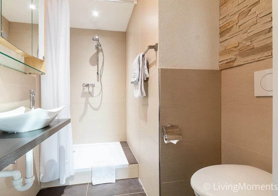 Furnished 1-room apartment with outdoor seating area