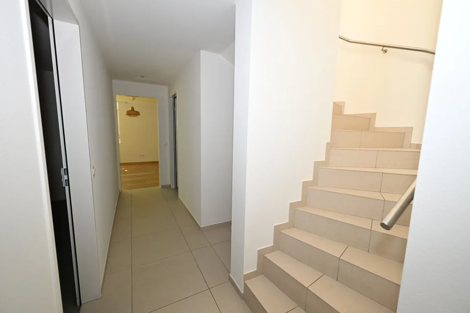Modernes Terrassenhaus an ruhiger und zentraler Lage in Allschwil