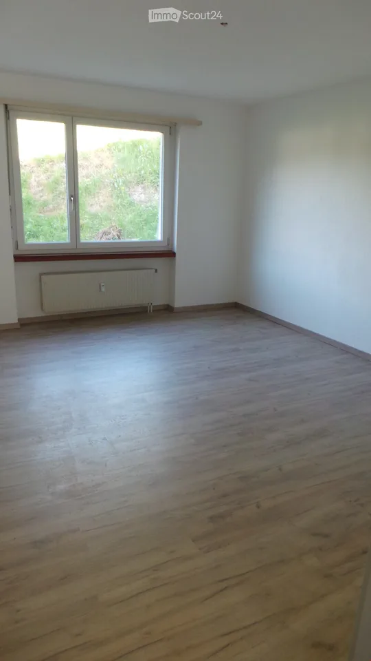 Helle 4.5-Zimmer-Wohnung mit Balkon in Thörishaus – ab Dezember 2026 verfügbar