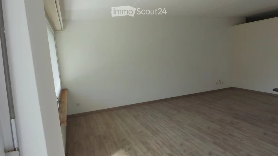 Helle 4.5-Zimmer-Wohnung mit Balkon in Thörishaus – ab Dezember 2026 verfügbar