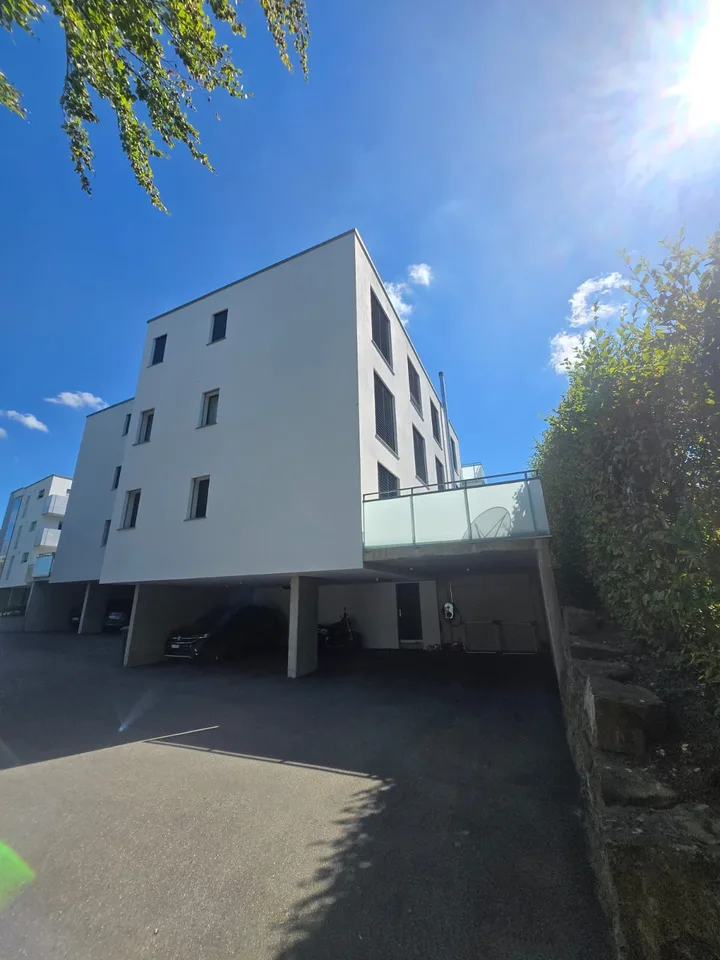 Appartamento moderno 3.5 locali con ampio balcone