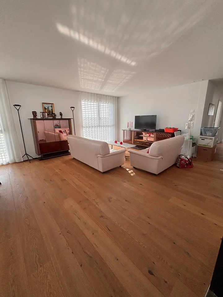 Appartamento moderno 3.5 locali con ampio balcone
