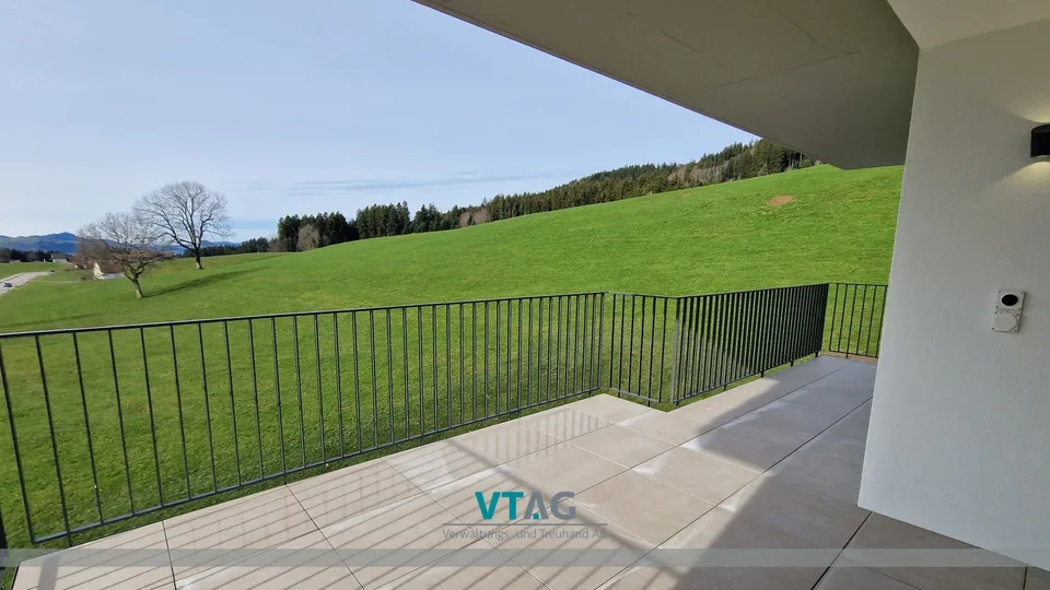 Luxury and Nature United: Exclusive 5.5 Room Oasis in Speicher – photo 9 of 12