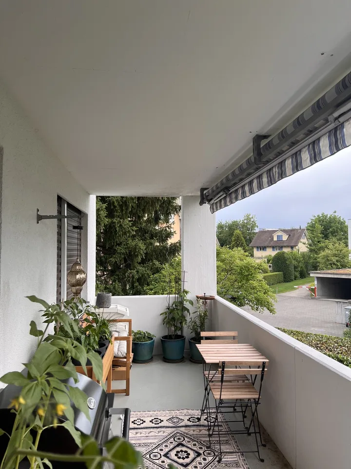 Camera arredata di 12 m² con bagno privato a Fehraltorf CHF 850, spese incluse & internet