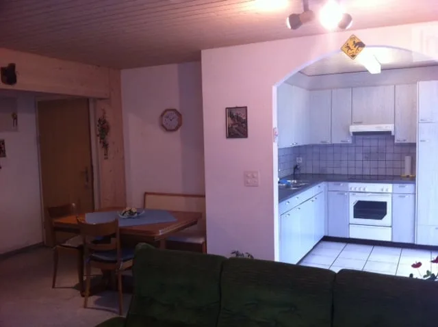 Appartement charmant de 3,5 pièces avec balcon à Wohlen AG