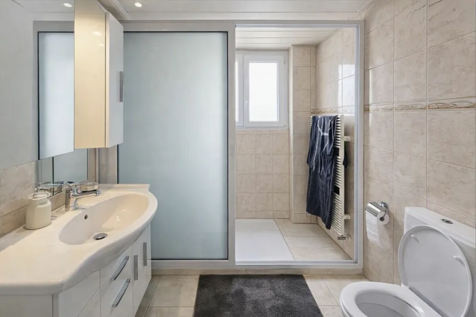 Attractive multi-family house in central location - top return 5.8 % – photo 11 of 11