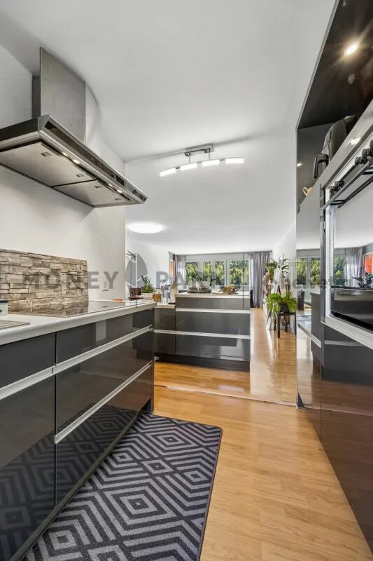 Schönes 5.5-Zimmer-Apartment – Foto 8 von 13