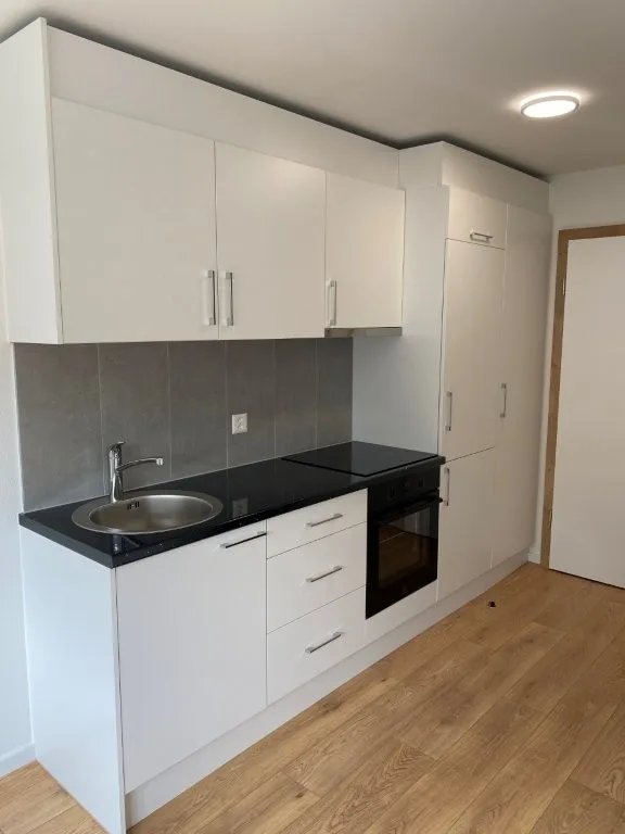 Appartement 1 pièce moderne dans un immeuble neuf sur Bahnhofstrasse à Seewen SZ