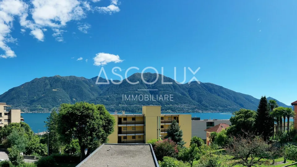 Refined 3.5-room apartments in a unique location in Muralto – photo 16 of 18