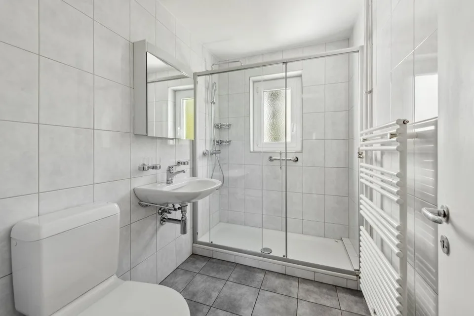 Appartement lumineux de 3.0 pièces au 1er étage, dans le centre-ville de Lenzburg