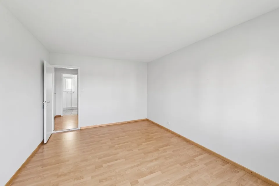 Appartement lumineux de 3.0 pièces au 1er étage, dans le centre-ville de Lenzburg