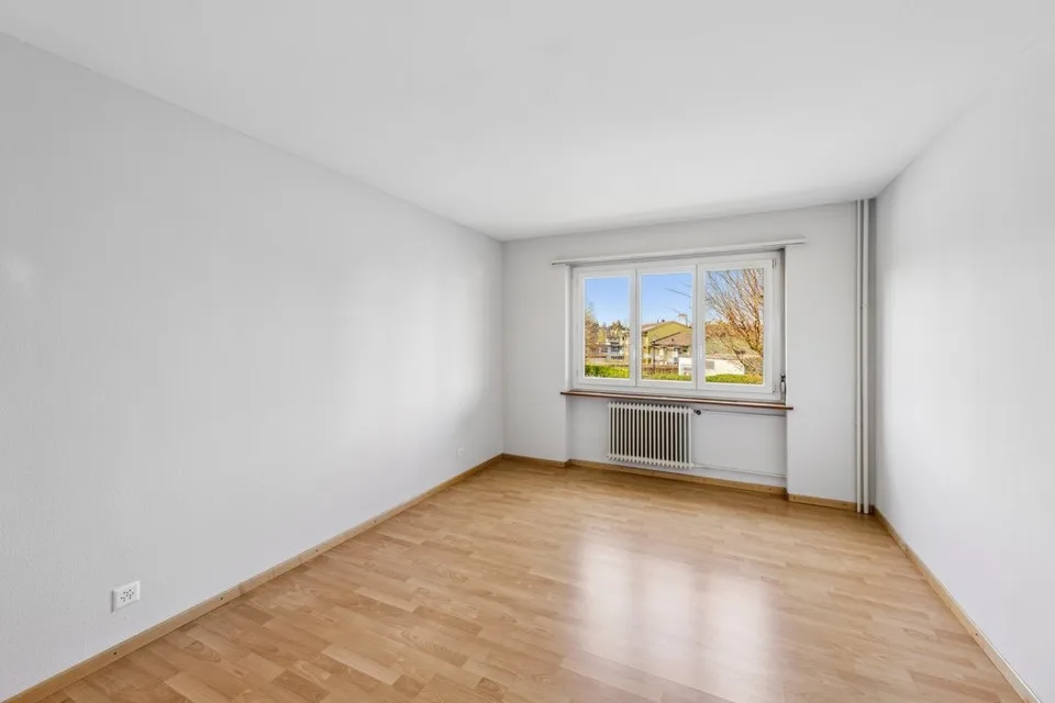 Appartement lumineux de 3.0 pièces au 1er étage, dans le centre-ville de Lenzburg
