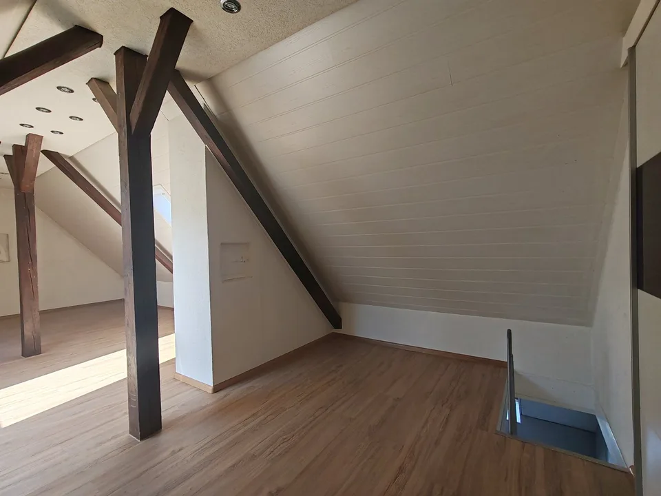 4-Zimmer-Maisonette-Wohnung mit Blick auf die Birs