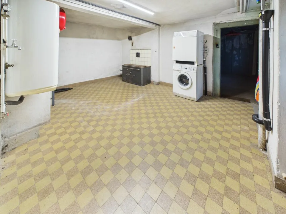 Rara opportunità: casa residenziale con edificio agricolo e riserva di terreno edificabile su 1'752 m² a Lostorf – foto 7 di 14