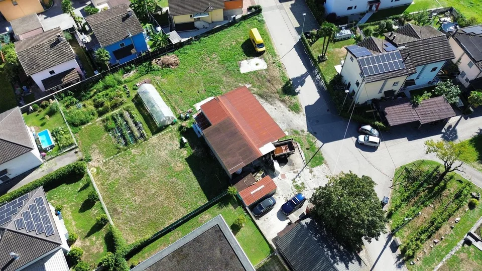 Cugnasco-Gerra - Terrain constructible de 1'302 m² – photo 2 sur 3