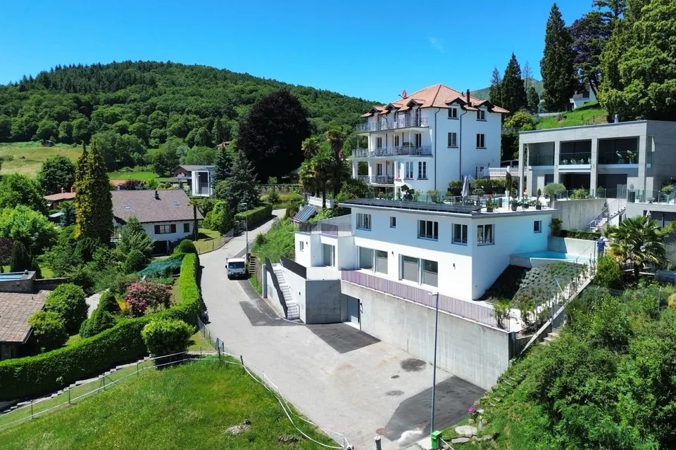 Cademario – Exklusive Villa mit Pool und spektakulärer Seesicht – Foto 15 von 15