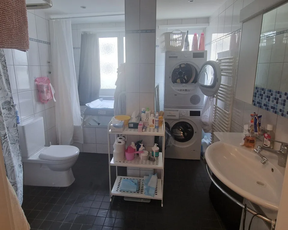 Appartement très abordable et lumineux de 4,5 pièces
