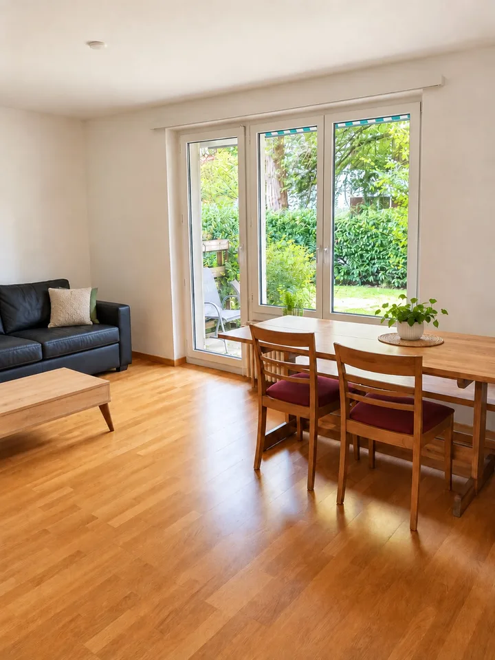 Helles 15 m² Zimmer mit Gartenmitbenutzung in Zollikerberg CHF 800 inkl. NK