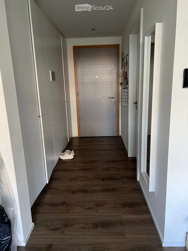 Appartamento moderno 1.5 locali al piano terra a Glis – edificio nuovo con ascensore e garage