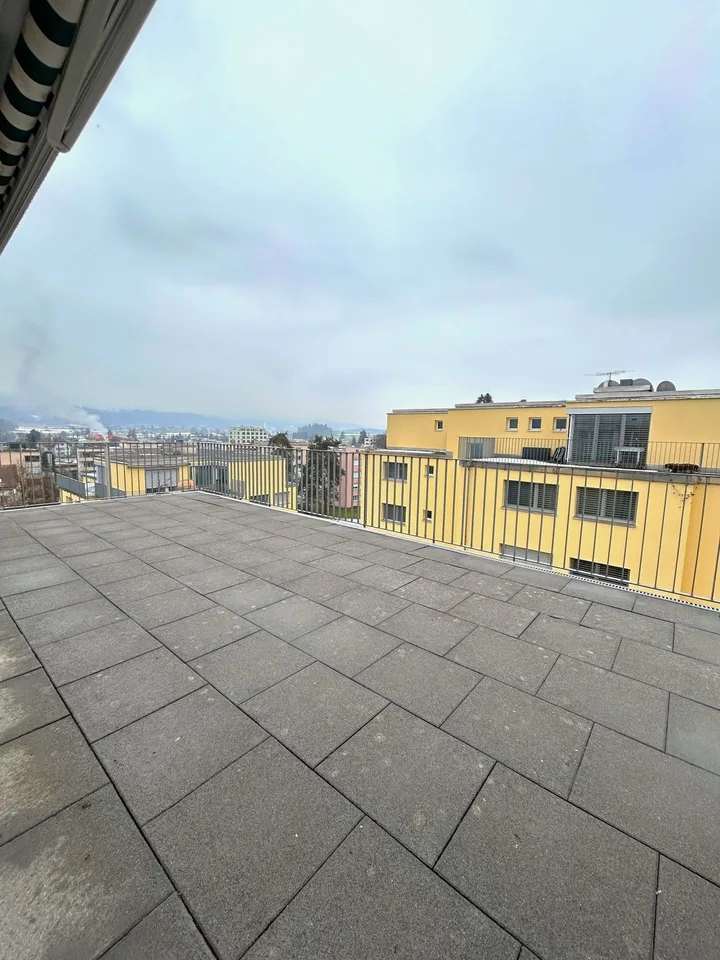 3.5-Zimmer-Atticka Wohnung mit wunderschönem Blick auf Wetzikon