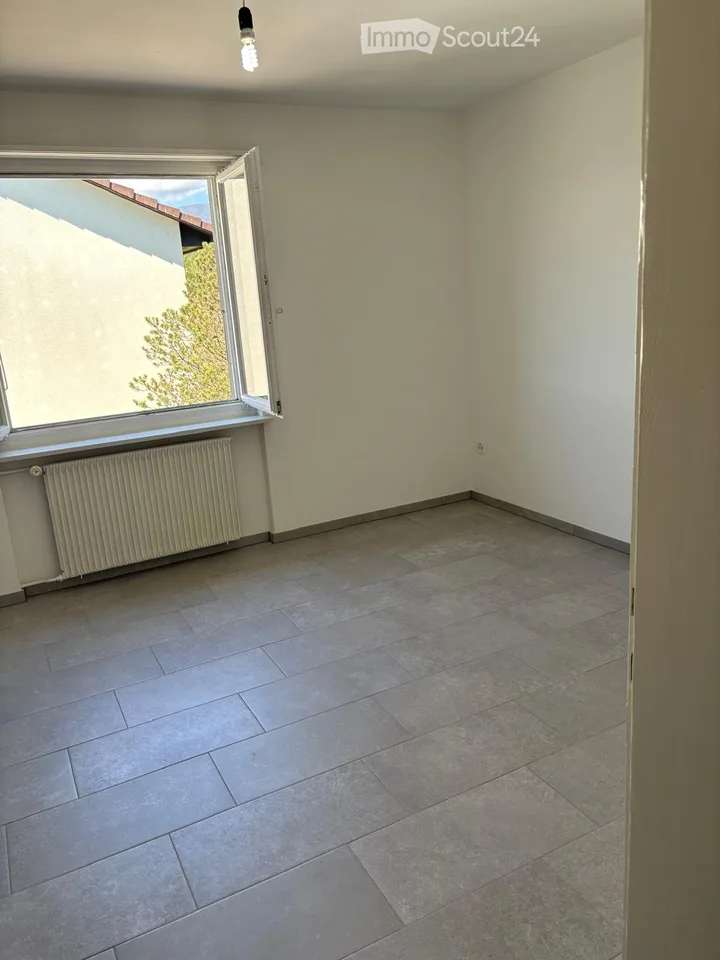 Appartement moderne 3 pièces avec balcon à Biberist – disponible immédiatement !