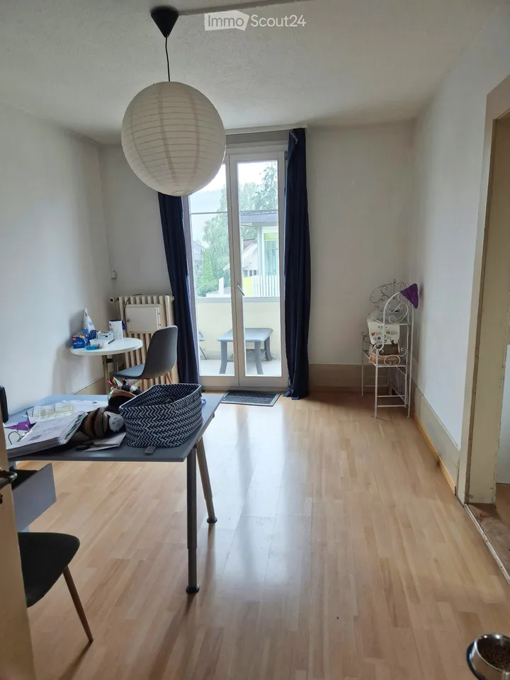 Charming 3.5-room attic apartment at Kreuzplatz in Konolfingen