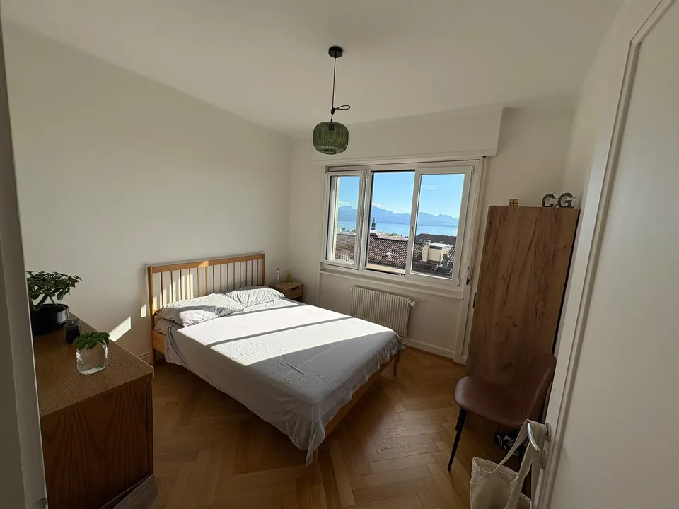 2.5 room appartment in 5th floor (with elevator)