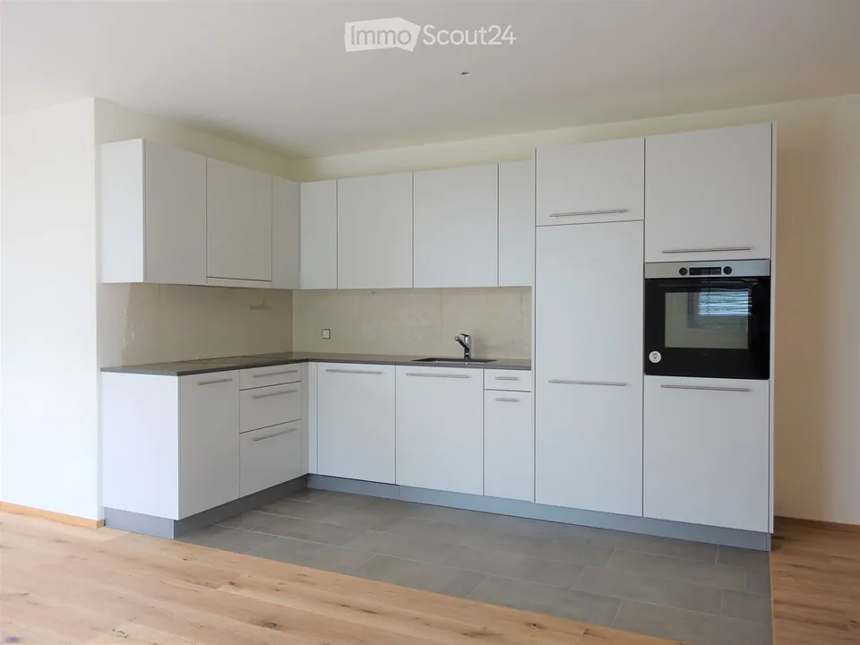 Appartement moderne 2.5 pièces au rez-de-chaussée à Unterkulm