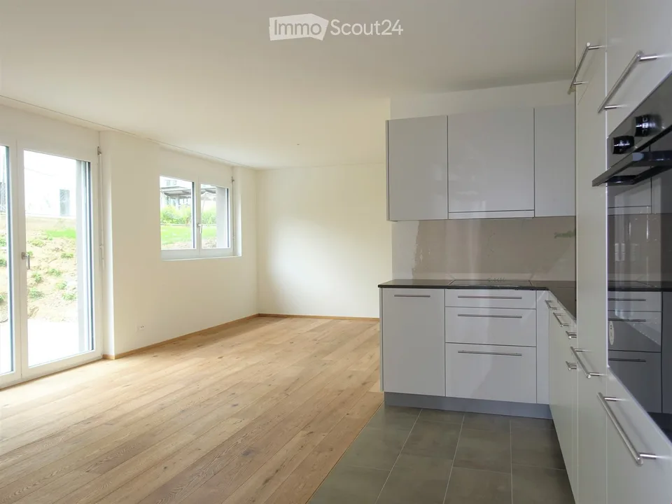 Appartement moderne 2.5 pièces au rez-de-chaussée à Unterkulm