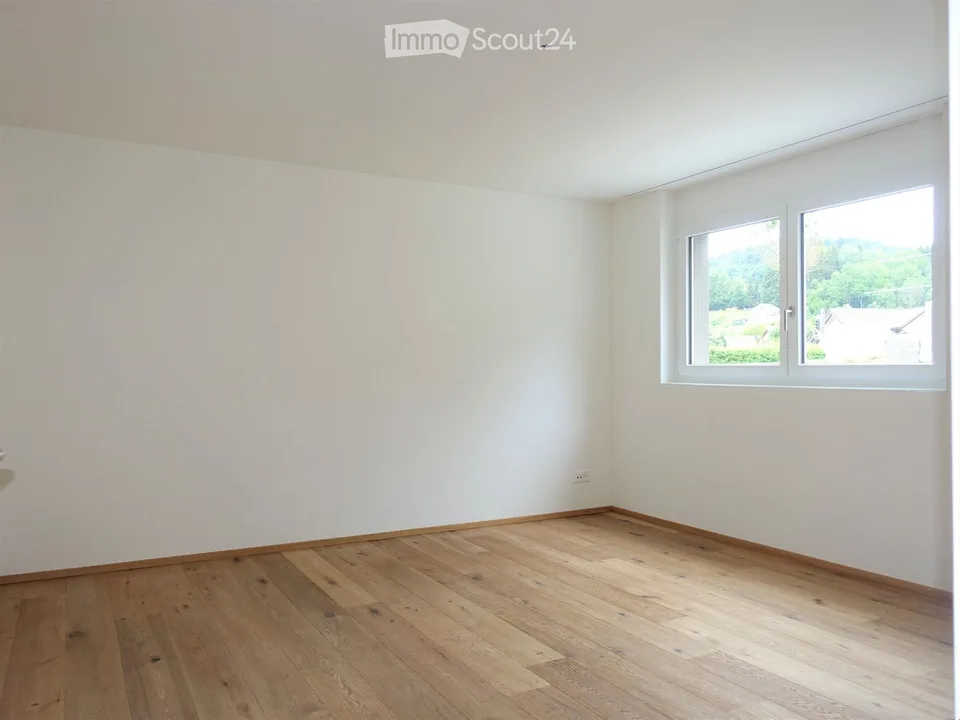 Appartement moderne 2.5 pièces au rez-de-chaussée à Unterkulm