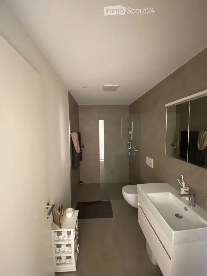 Modern 3.5-room apartment in a new building in Frutigen