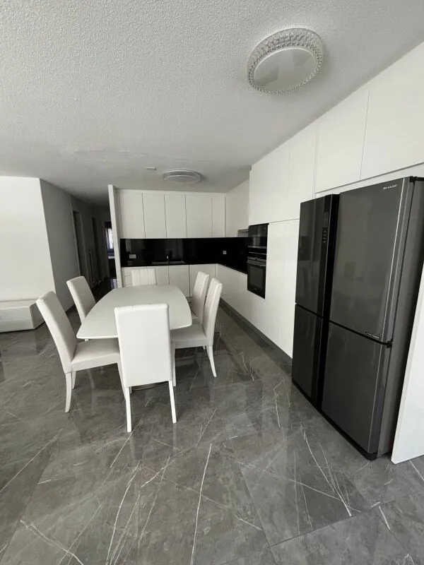 Superbe appartement de 3,5 pièces à Ipsach, près du lac