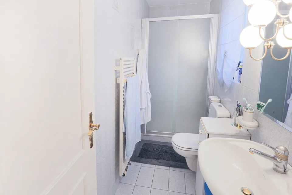 Maison de famille charmante de 7,5 pièces dans un quartier calme et central – photo 16 sur 18