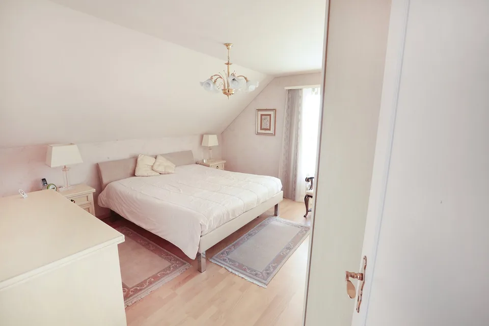 Maison de famille charmante de 7,5 pièces dans un quartier calme et central – photo 14 sur 18