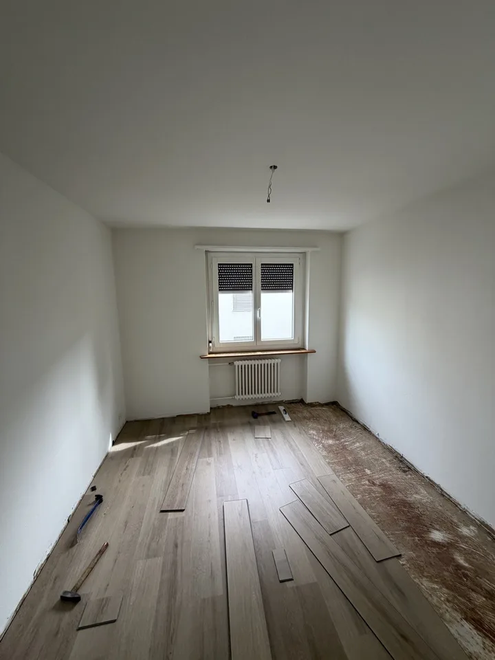 Freshly renovated, quiet and sunny location with balcony