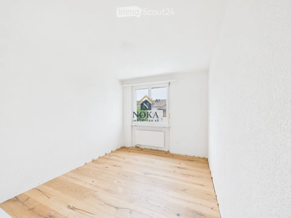 Appartement de 3,5 pièces rénové de haute qualité – actuellement en cours d'achèvement – photo 3 sur 4