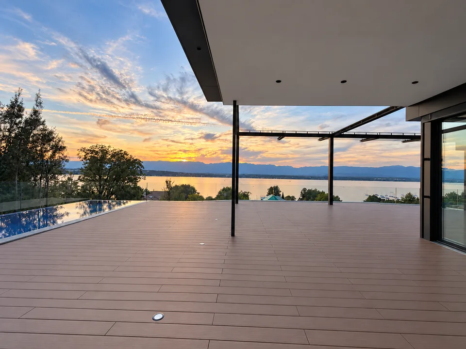 Außergewöhnliches Anwesen mit Panoramablick auf den See – Foto 5 von 15