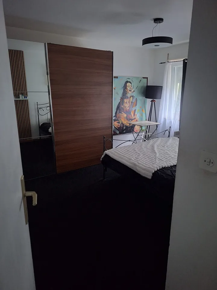 Zimmer zu vermieten