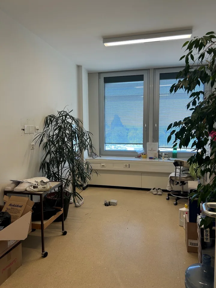 Zu vermieten! Geräumige Bürofläche im Stadtzentrum – Foto 6 von 11