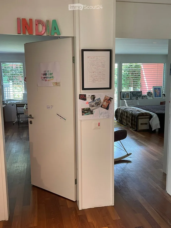 Exklusive 4.5-Zimmer-Duplex-Wohnung mit Kamin und Garage am Zürichberg