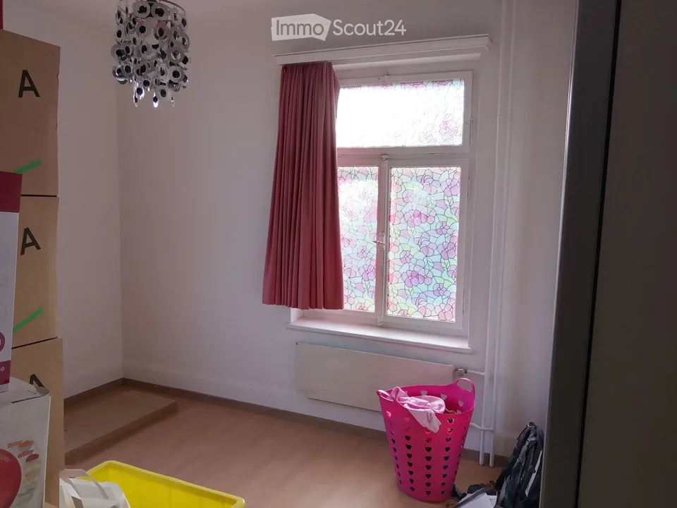 4 1/2 room apartment for rent from November 1st for 1040.-