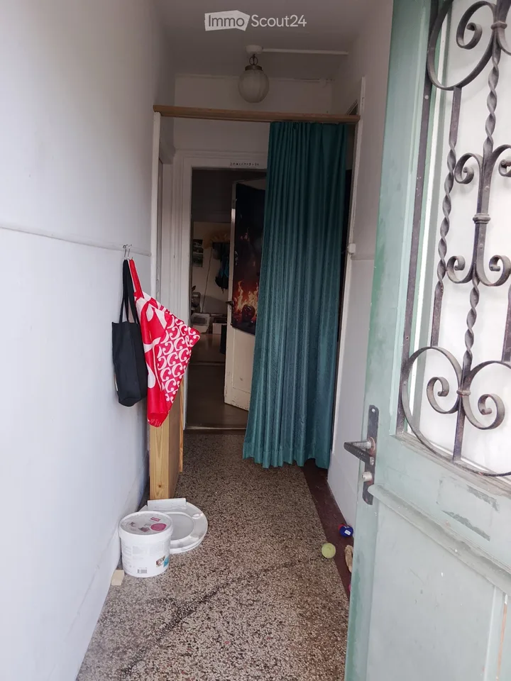 4 1/2 room apartment for rent from November 1st for 1040.-