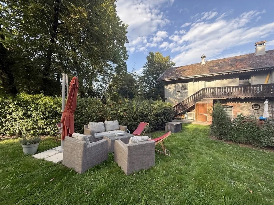 Ein Apartment voller Charme mit privatem Garten in Thonon-les-Bains – Foto 3 von 13